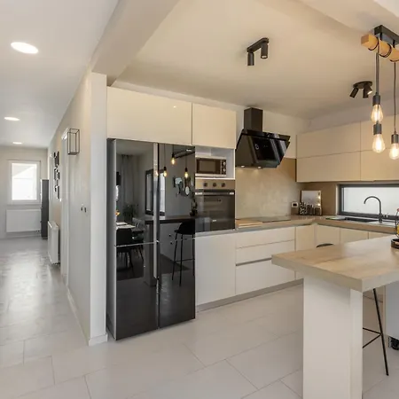 Lux Eol Apartment *