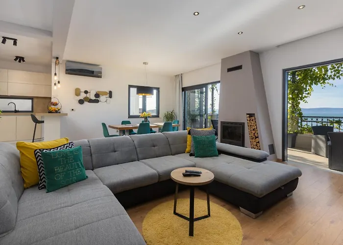 Lux Eol Makarska